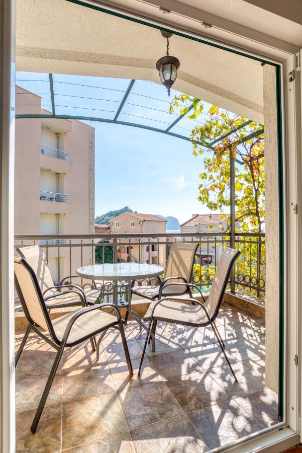 Apartmani Olga Petrovac Extérieur photo