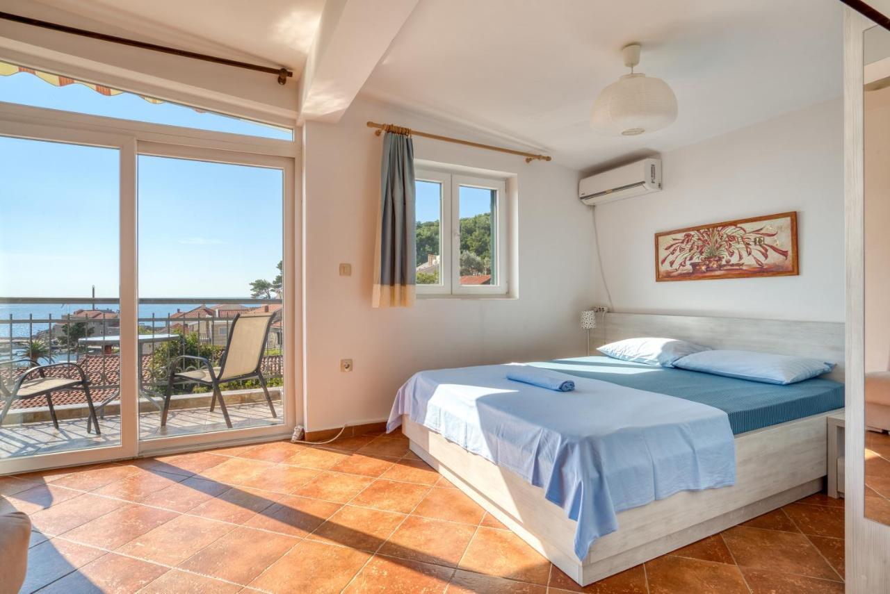 Apartmani Olga Petrovac Extérieur photo